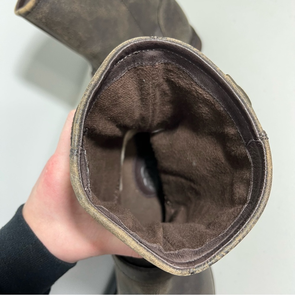 UGG Mens Brown Leather Buckled Lancing Boots - Picture 9 of 11